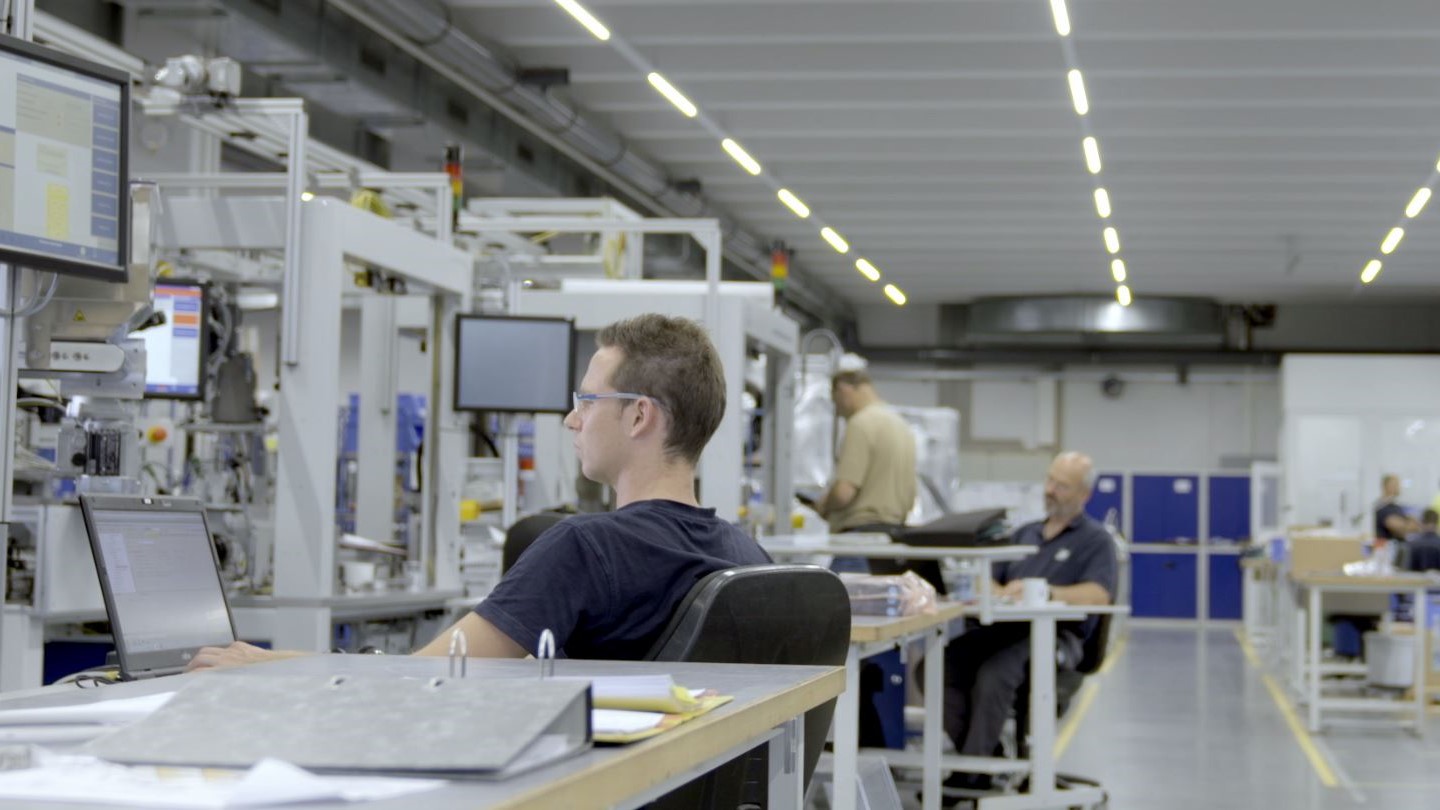 Produktionshalle Schiller Automation
